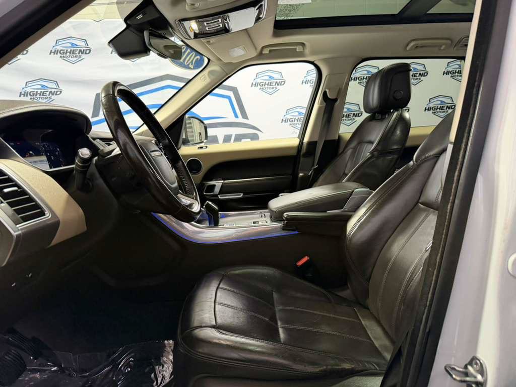 Used 2018 Land Rover Range Rover Sport HSE AWD/4WD image 13