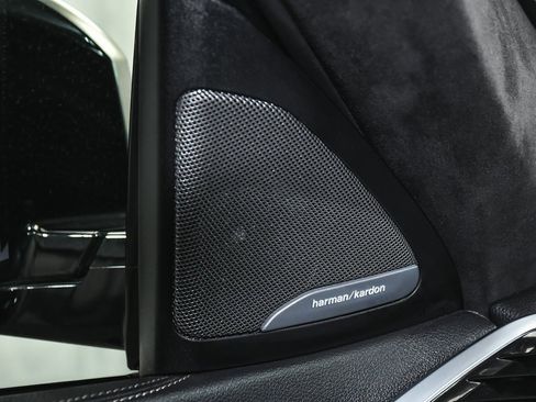 Used 2023 BMW X6 M50i w/ Executive Package image 45