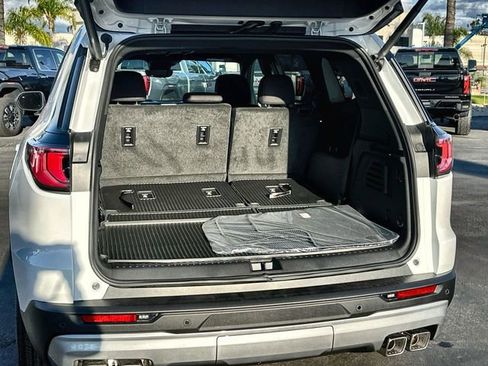 New 2026 GMC Acadia Elevation w/ LPO, Floor Liner Package image 27