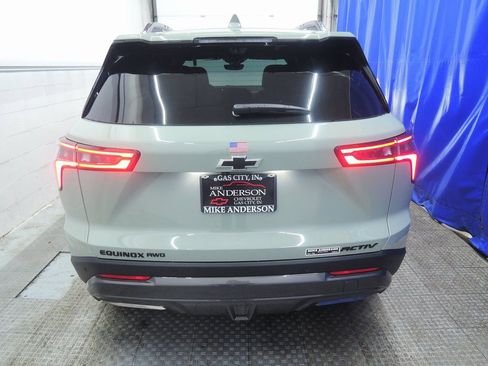 New 2026 Chevrolet Equinox ACTIV w/ Safety and Technology Package image 9