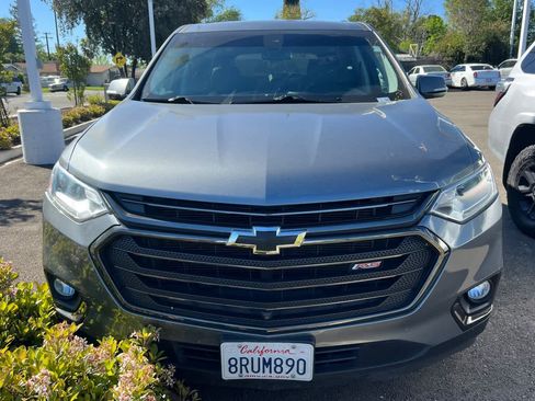 Used 2020 Chevrolet Traverse RS image 2