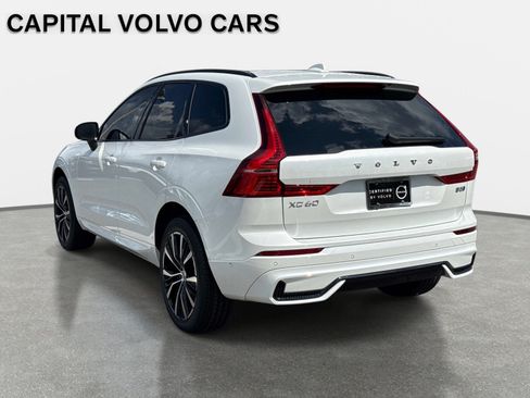 Certified 2024 Volvo XC60 B5 Plus w/ Climate Package AWD/4WD image 7