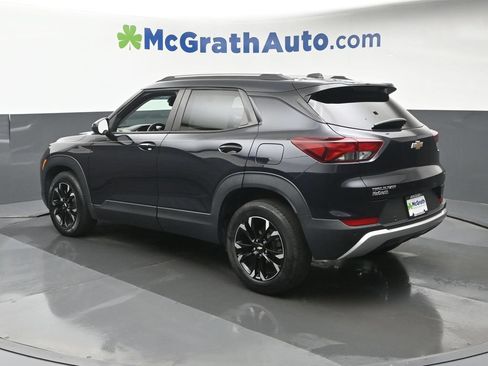 Used 2021 Chevrolet TrailBlazer LT w/ Convenience Package FWD image 24