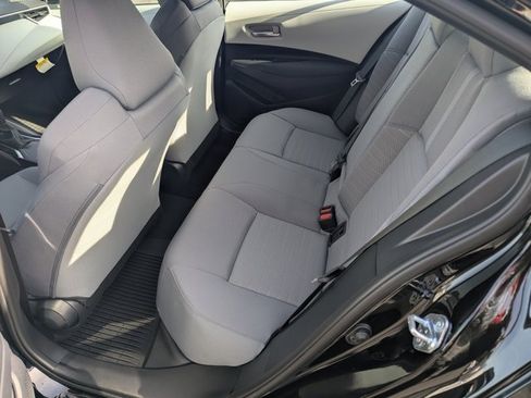 Used 2026 Toyota Corolla SE image 17