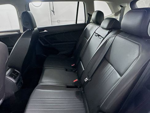 Used 2023 Volkswagen Tiguan SE image 26