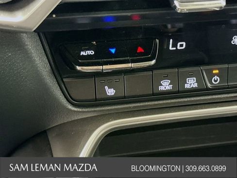 Used 2024 MAZDA CX-90 Plug-In Hybrid w/ Preferred AWD/4WD image 19