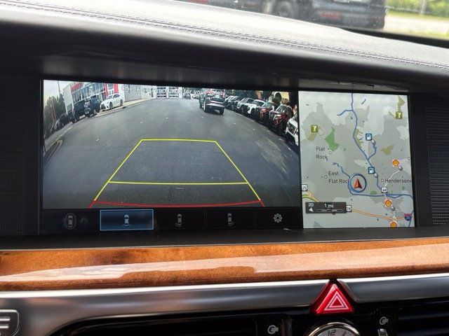 Used 2017 Genesis G90 3.3T Premium RWD image 16