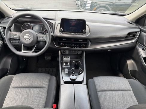 Used 2024 Nissan Rogue SV AWD/4WD image 27