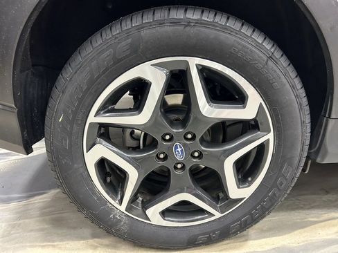 Used 2019 Subaru Crosstrek 2.0i Limited w/ Moonroof Package w/Navigation image 23