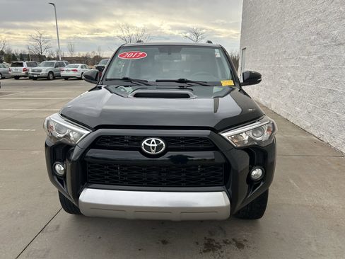 Used 2017 Toyota 4Runner TRD Off-Road Premium image 7