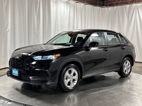 Used 2024 Honda HR-V LX image 1