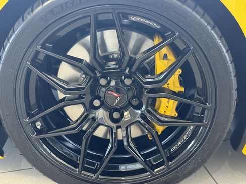 New 2026 Chevrolet Corvette Z06 w/ Stealth Interior Trim Package image 9