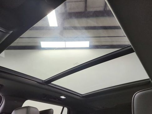 Used 2023 GMC Yukon Denali w/ LPO, Floor Liner Package AWD/4WD image 13