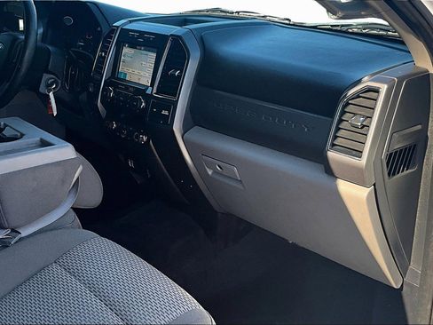 Used 2019 Ford F250 XLT w/ XLT Value Package image 14