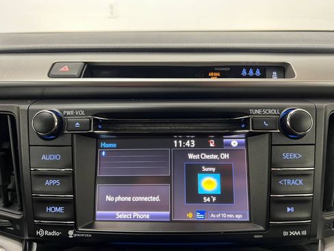 Used 2017 Toyota RAV4 XLE AWD/4WD image 20
