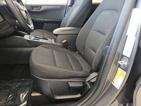 Used 2025 Ford Escape Active AWD/4WD image 21