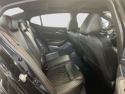 Used 2023 Nissan Maxima SR w/ Sport Mat Group image 30