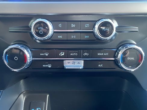 Used 2024 Ford F150 XLT w/ Mobile Office Package image 22