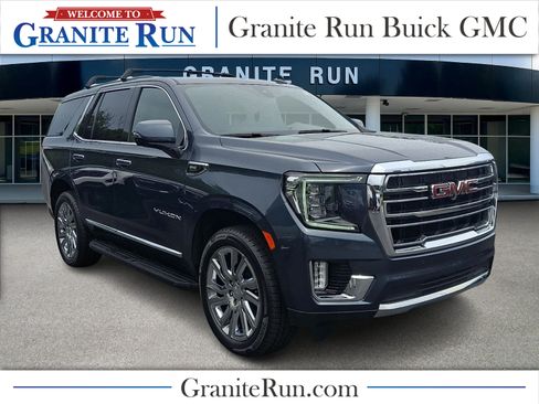 Used 2021 GMC Yukon SLT w/ Rear Media and Nav Package AWD/4WD image 1