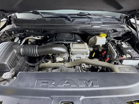 Used 2021 RAM 1500 Laramie image 27