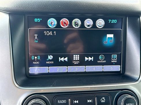 Used 2020 Chevrolet Suburban LT image 16