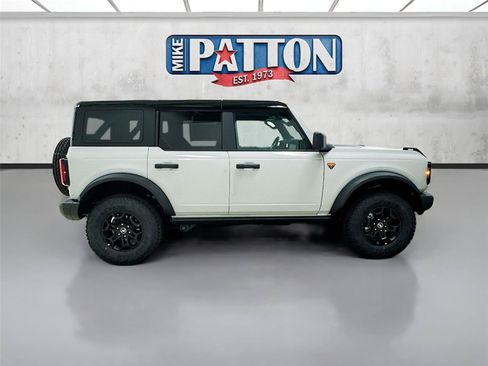 New 2026 Ford Bronco Badlands AWD/4WD image 8