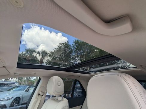 Used 2020 Mercedes-Benz GLE 350 4MATIC image 7