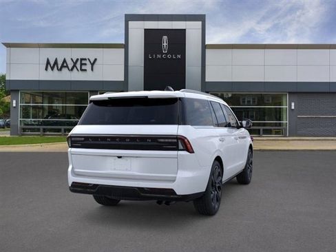 New 2026 Lincoln Navigator Reserve AWD/4WD image 54