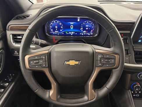 Used 2023 Chevrolet Tahoe High Country w/ Premium Package 2 AWD/4WD image 17