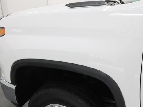 Used 2022 Chevrolet Silverado 2500 LT w/ Convenience Package image 30