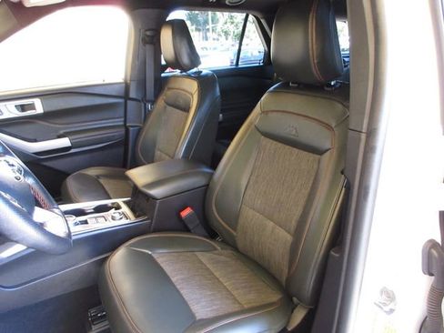 Certified 2023 Ford Explorer Timberline w/ Timberline Technology Package image 11