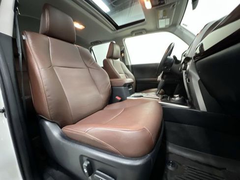 Used 2020 Toyota 4Runner Limited image 28