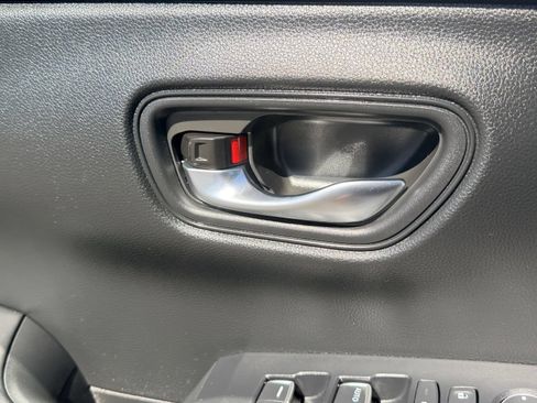 Certified 2024 Honda HR-V Sport image 18
