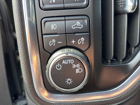 Used 2022 Chevrolet Silverado 2500 LT w/ Convenience Package AWD/4WD image 30
