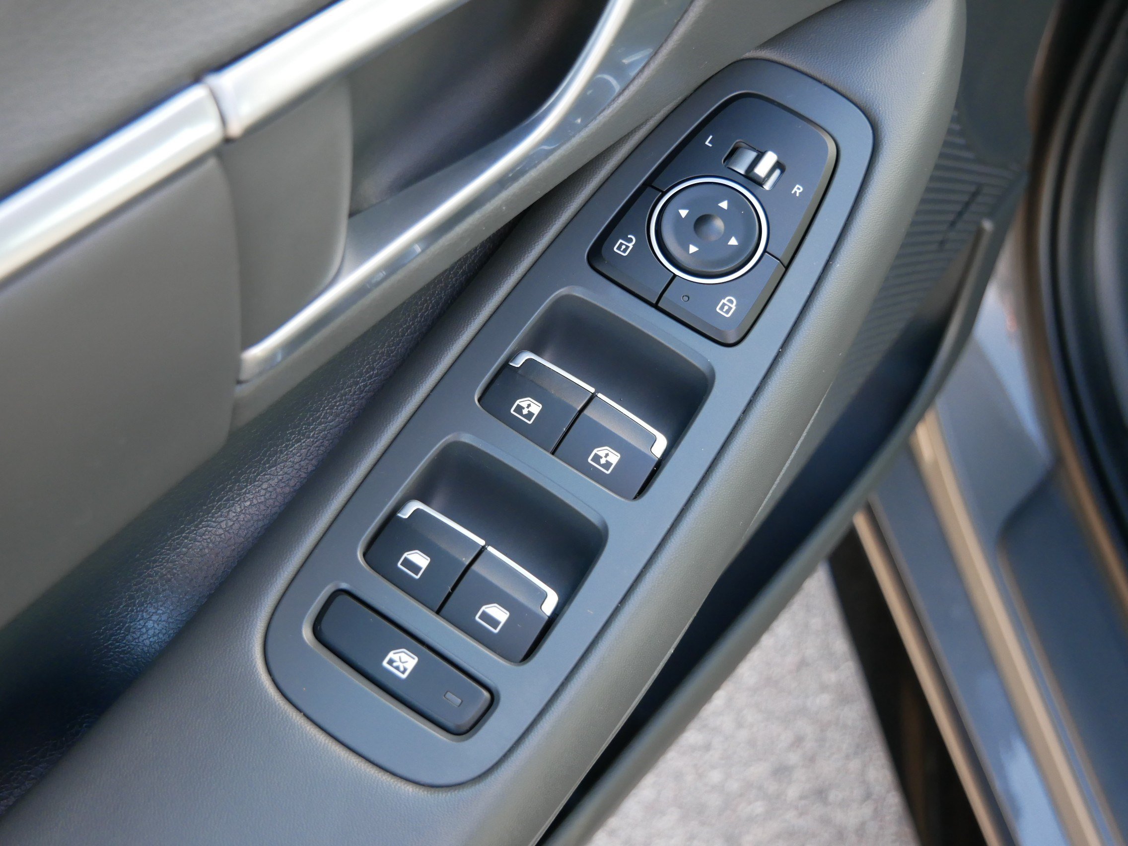 Certified 2022 Hyundai Sonata SEL Plus FWD image 19