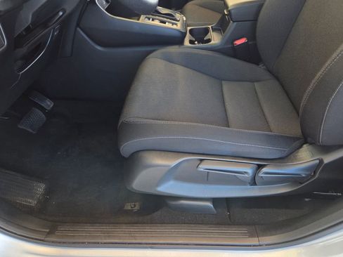 Used 2025 Honda CR-V LX image 16