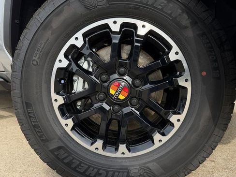 New 2026 Toyota Tundra SR5 image 10