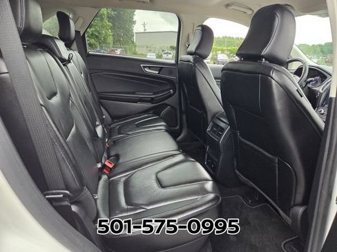 Used 2022 Ford Edge Titanium AWD/4WD image 16
