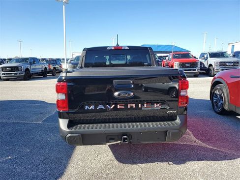 Used 2024 Ford Maverick Lariat w/ Black Appearance Package image 5