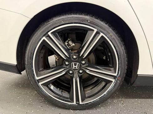 Used 2024 Honda Accord Sport image 21