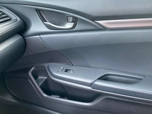 Used 2020 Honda Civic Sport image 16