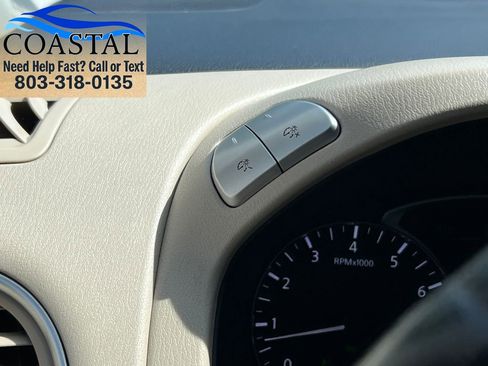 Used 2017 Nissan Pathfinder SL w/ SL Tech Package FWD image 35