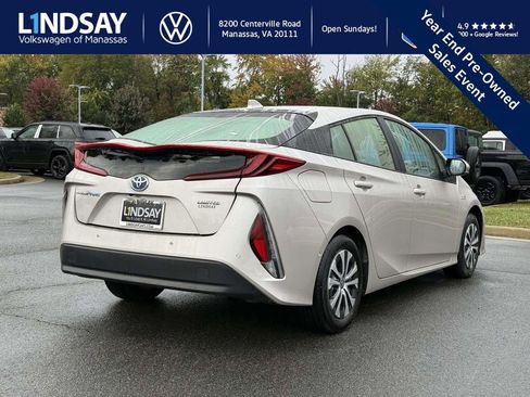 Used 2021 Toyota Prius Prime Limited image 3