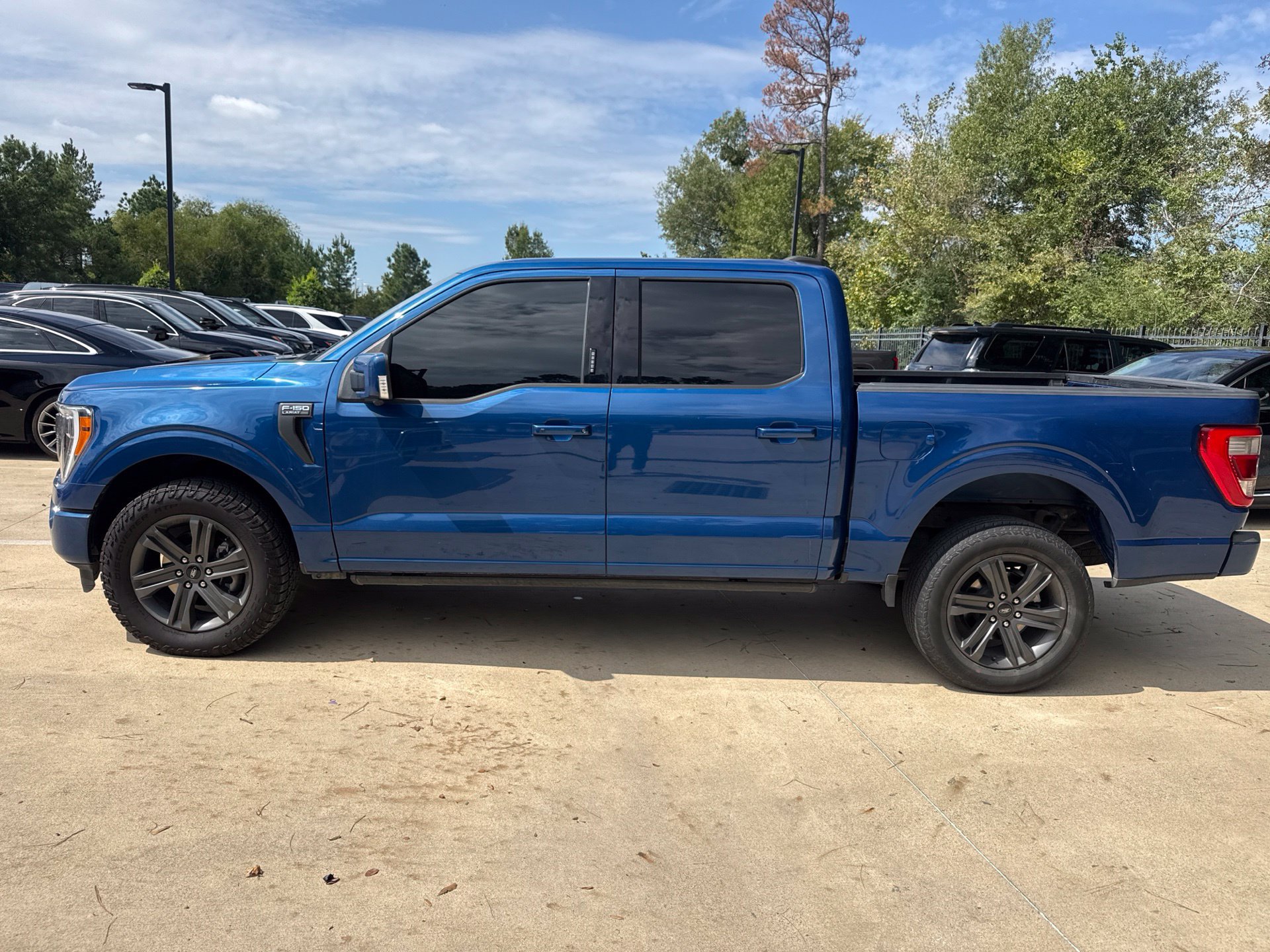 Used 2023 Ford F150 Lariat AWD/4WD image 7