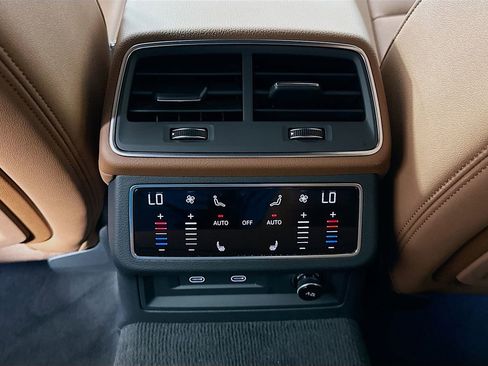 Used 2024 Audi A7 Prestige w/ Prestige Package image 26