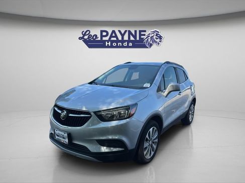 Used 2020 Buick Encore Preferred AWD/4WD image 3