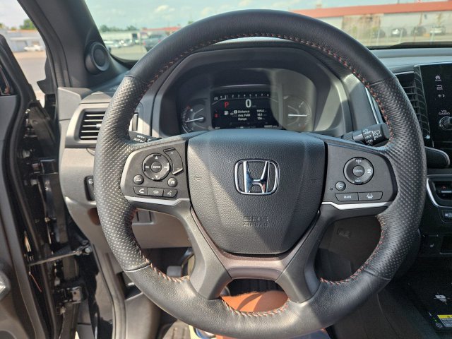 Used 2025 Honda Passport TrailSport image 14