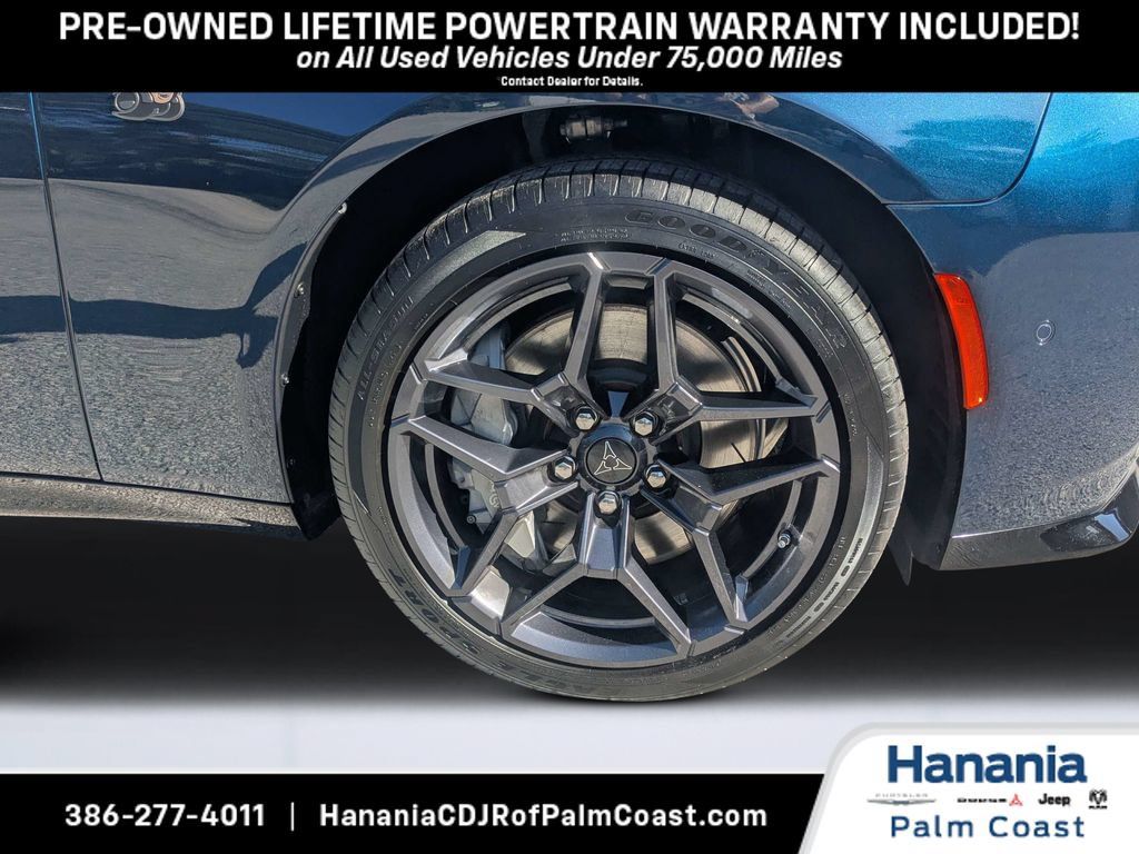 Used 2026 Dodge Charger Scat Pack AWD/4WD image 10