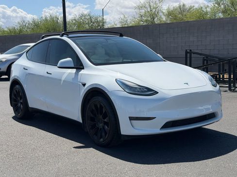Used 2020 Tesla Model Y Long Range AWD/4WD image 26