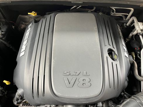 Used 2013 Dodge Durango R/T w/ Technology Group RWD image 29